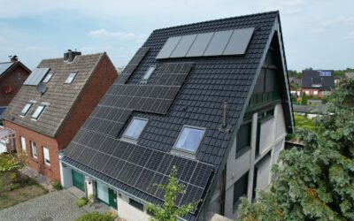 Energetische Satteldachsanierung plus PV-Anlage