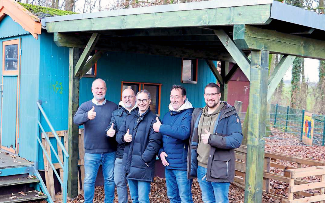 Neuer Unterstand an der Vinzenz-von-Paul-Schule